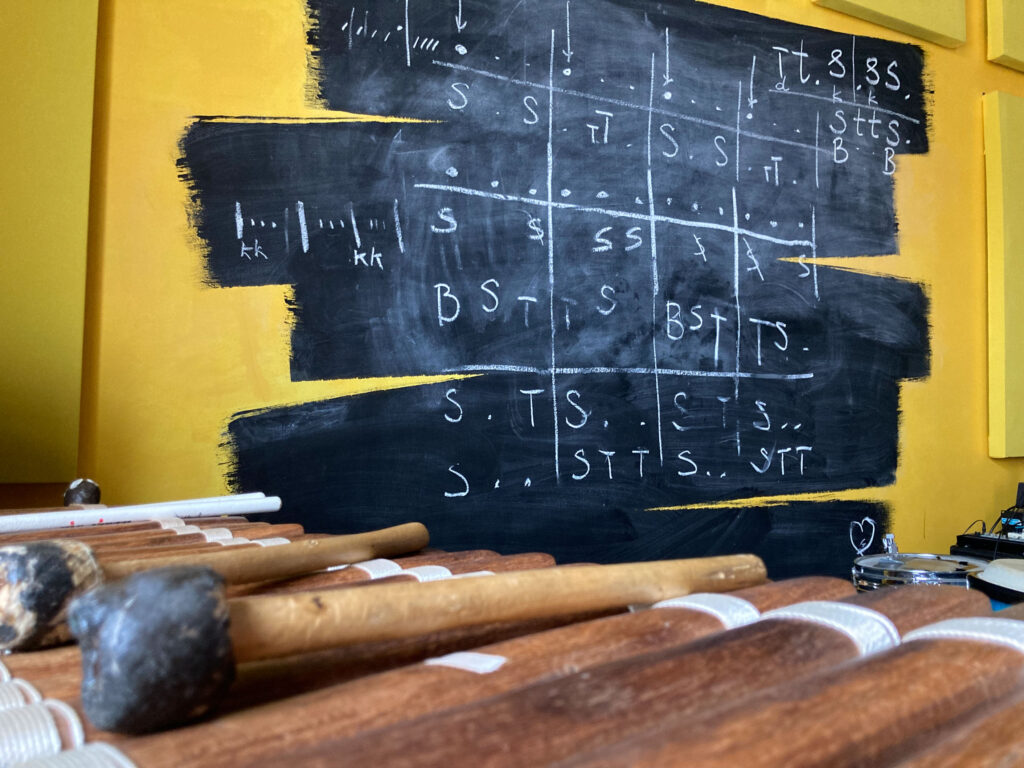 Afrikos Būgnai - STUDIJA